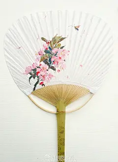 扇面3把-阿昕_水彩,日绘,花卉,植物,手绘,扇面,插画,涂鸦_涂鸦王国插画