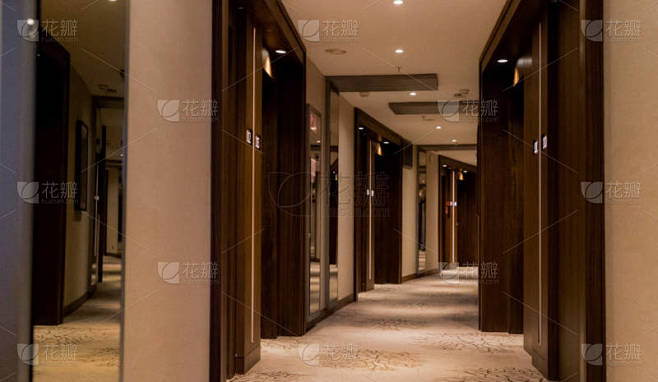 酒店客房门