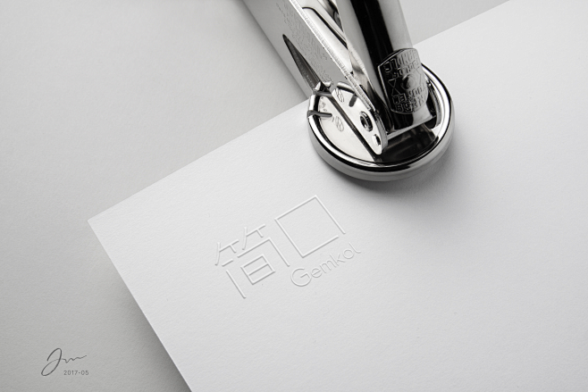 logo_时尚女装品牌