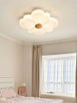 花朵吸顶灯原木奶油风温馨家用卧室吸顶灯创意个性房间主卧室灯具-淘宝网