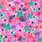 水彩画无缝图案，手绘粉色夏季花。水彩缤纷的夏季背景，花朵、香草和树叶交织在一起