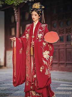 啊虚采集到衣服素材