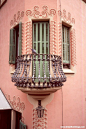 西班牙巴塞羅那的粉色建築。Montana Pelada, Barcelona, Spain, 1900 to 1914.