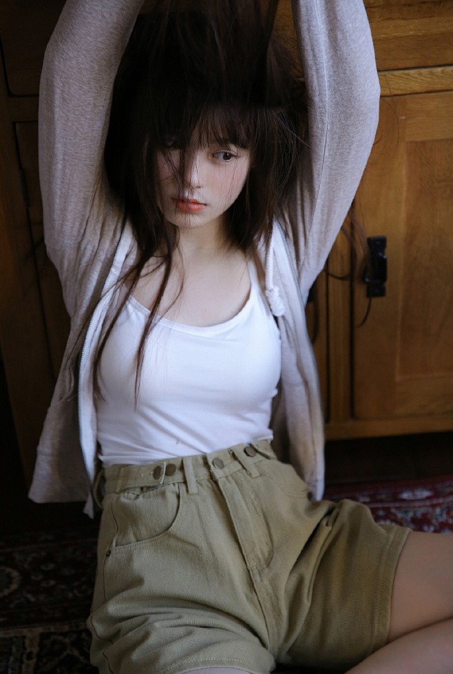 美女高挑的身材高冷的眼神[10P] - ...