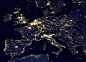 NASA发布夜景地球高清图像