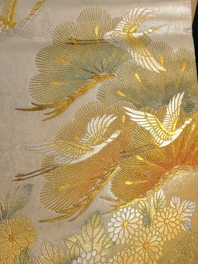 金彩莳绘仙鹤松树金箔引箔正绢西阵织袋带