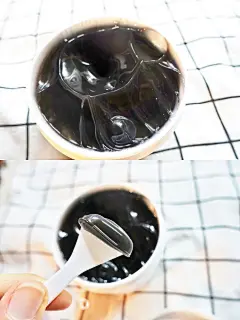 顽固黑头大作战！不走弯路亲测有效产品安利~

之前看过一个视频~里面说一旦长了黑头就会一直在了，想要情况不加重一定要做好去黑头去角质的工作~

我有很多清洁力的护肤产品~在去黑头的道路上真的没少走弯路、各种各样的方式方法都用过了。拔过很多毒草！

说在前面！强力撕拉式的！千万不要用。一时爽千古恨！皮肤的屏障会被破坏，变大的毛孔更容易长更多黑头！然后会恶性循环，一次都不要用，变粗大的毛孔喝城野医生的水也没办法治！

而且皮肤会很红很敏感，非常不推荐！

——————————

去黑头一定要温和且有效，才能长