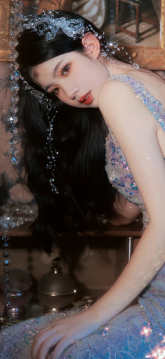 2PqIYQfa采集到直播美女