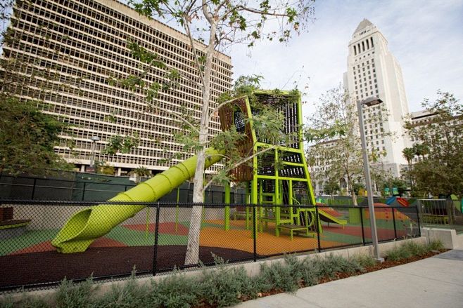 grandparksnewplaygroundiscartoonyandawesomegrandparksnew3700