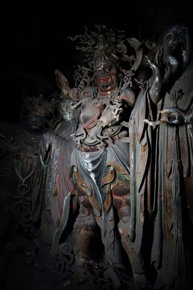 山西高平铁佛寺
