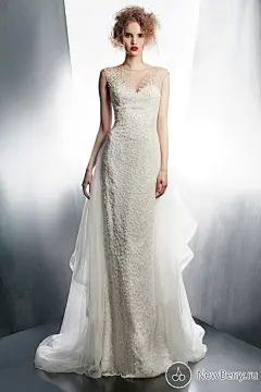 #新娘婚纱#Gemy Maalouf演绎新娘个性美#透明领线婚纱#