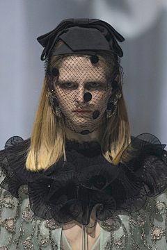 FzzzFzzz采集到Alessandro Michele 复古盛宴