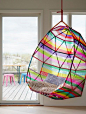 swinging chair: 
