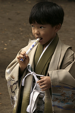 子夜°墨采集到正太