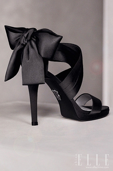 黑色高跟鞋，性格诱惑的代表作！