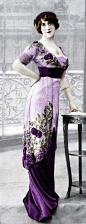 紫罗兰色晚礼服 -  1900年代初