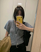 Photo shared by seoyeon on December 22, 2024 tagging @toteme, and @lsey.kr. 可能是包含下列内容的自拍：1 位用户、毛发、上衣、同步和文字.
