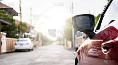 对象为元虚拟世界汽车尾灯红色黑色背景为客户。使用壁纸或背景的交通工具或汽车未来的汽车技术