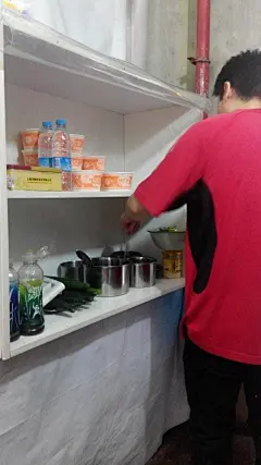 安徽师傅制作凉皮,小狮子欣欣Candy