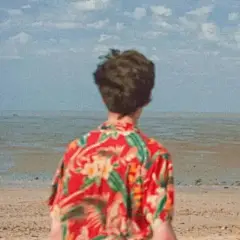 像风行了千里，不问归期。
所以我叫遥遥有归期，喜欢拥抱，热爱生活，也是你，都是你。#壁纸#头像