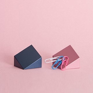 玩具套件铝夹持有人