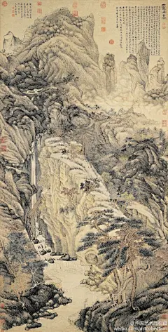 #明四家#【 明 沈周《庐山高图》 】轴，纸本设色，193.8 ×98.1cm，台北故宫博物院藏。 沈周为庆贺其师陈宽七十六寿而作的祝寿图。图画庐山五老峰雄踞于群峰之上，崇山峻岭，层层高叠，清泉飞流直下，山下一高士笼袖观览美景。淡墨勾染，用牛毛皴、披麻皴，用笔干渴，为沈周仿王蒙画法的杰作。