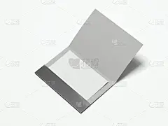 用空白纸打开的银色传单。三维渲染