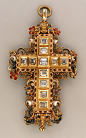 whenasinsilks:

Cross pendant, partially enameled gold set with diamonds, 1550-75, probably southern German.
