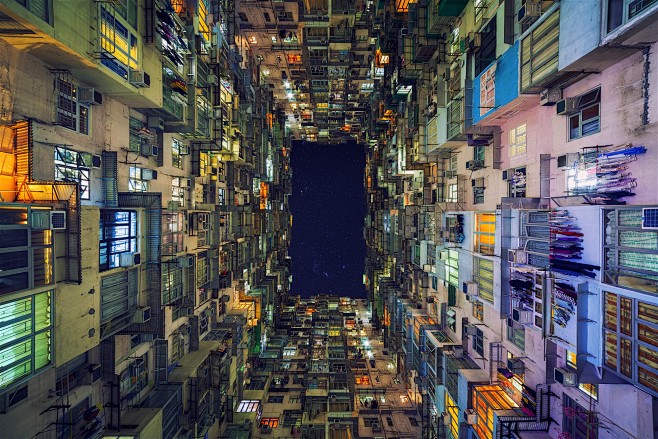 Hong Kong - Lonely P...