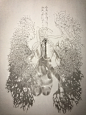 在网上没找到，我就拍了下来。
《接近》安妮 卡特雷勒
展现的是一个玻璃制成的肺，你能否感受到空气滑过的空灵呢？