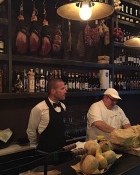 Enoteca Vineria Birr...