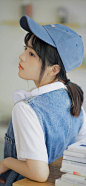 风逸少女
采集@别致的七
cr：四月物语写真馆