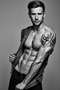 Alex Crockford by Jose Pope<br/><a class="text-meta meta-mention" href="/dadainu/">@达子以努psd</a>