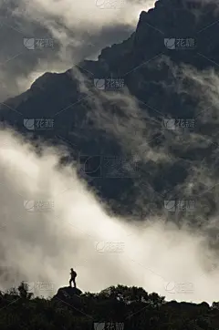 山顶,云,有包装的,苏瓦,早晨,垂直画幅,天空,无人,云景,明亮