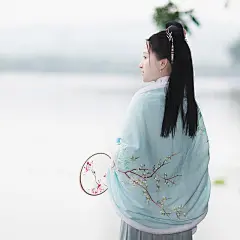 衔泥小筑汉服配饰重工刺绣女式百变外套礼服外搭保暧加绒披肩秋暧-淘宝网