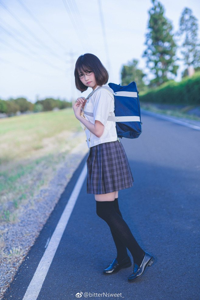 #JK制服# #好想看你穿制服的样子#
...