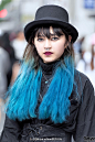 Pororo和Aekyung，19岁，学生，搭配：Blue Hair, Kanji-print NIIMI, Never Mind the XU & DVMVGE 