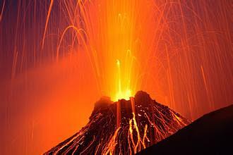 冰岛火山爆发图片_百度图片搜索