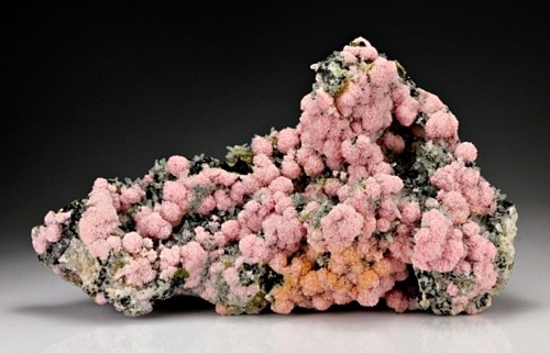 Rhodochrosite with Q...