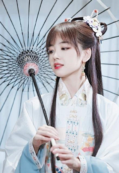 悸煷采集到美女