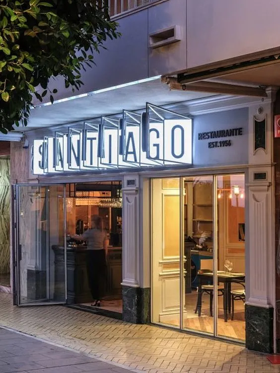 GonzaloGA Arquitectos > SANTIAGO 2 > Restaurant in Marbella
