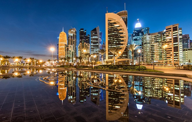 Doha Qatar 倒影 光 城市 夜...