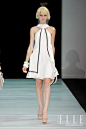 极致黑白间的诱惑 Emporio Armani 2012春夏女装秀-时装周专栏