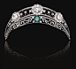 王冠emerald and diamond tiara, c. 1910.owned by a German noble family in Westphalia