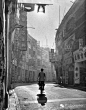 黑白照片老香港回不去的街头生活 [33P] (8).jpg
