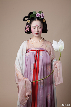 加菲猫猫爱Barney采集到绘画-仕女