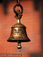 钟在寺庙
bell in temple