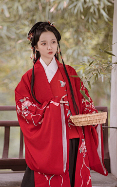 雪~洛采集到汉服