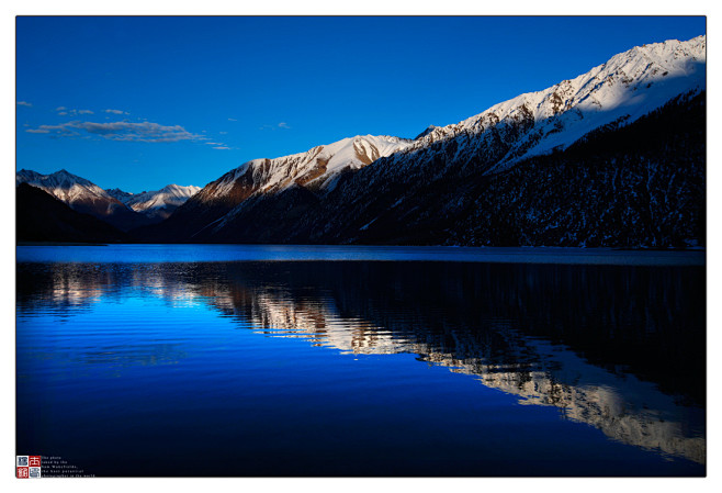 瓦蓝瓦蓝的西藏然乌湖