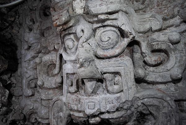 收集了一波跟玛雅文化有关的事物。最近萌上...